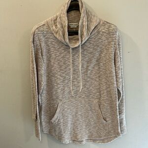 Prana women’s beige pullover size S